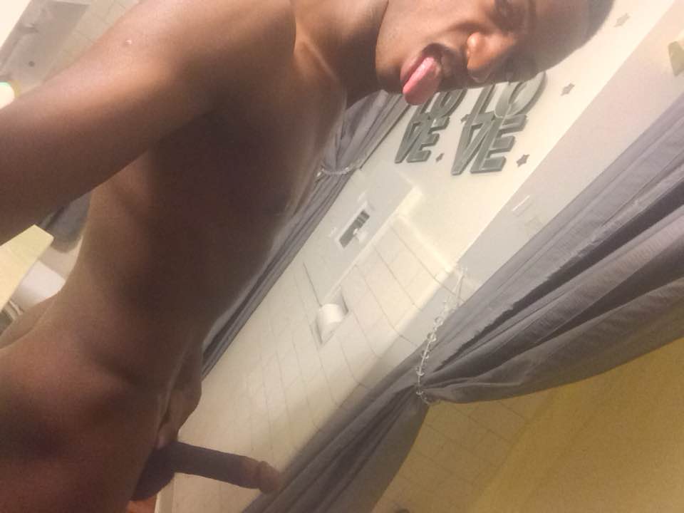 Here can you see another free Private Dick Self Pic